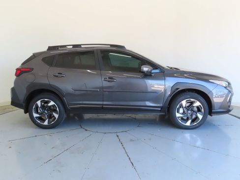 New 2026 Subaru Crosstrek 2.5i Limited AWD/4WD image 2