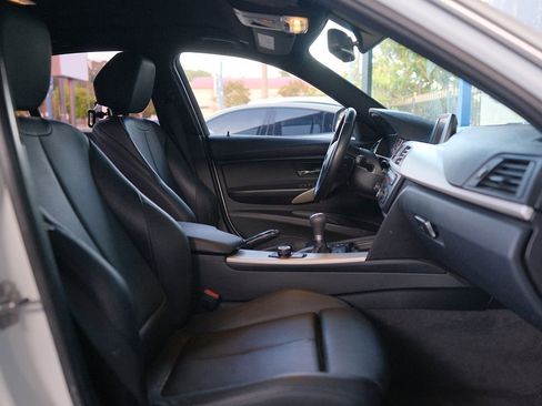 Used 2015 BMW 320i Sedan RWD image 28
