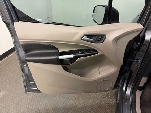 Used 2017 Ford Transit Connect XLT image 14