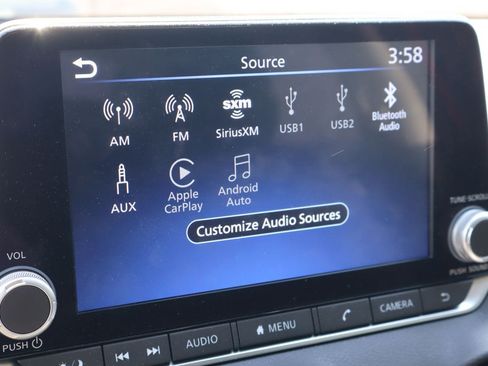 Used 2024 Nissan Sentra SV w/ All-Weather Package FWD image 8