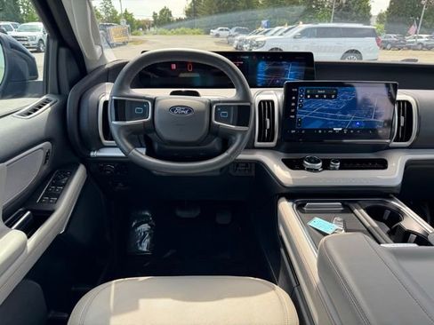 Certified 2025 Ford Expedition Max Active AWD/4WD image 18