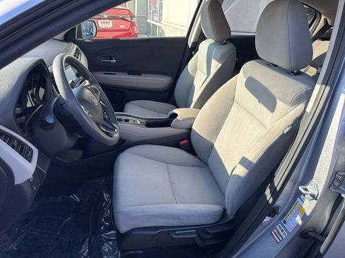 Used 2022 Honda HR-V LX image 7