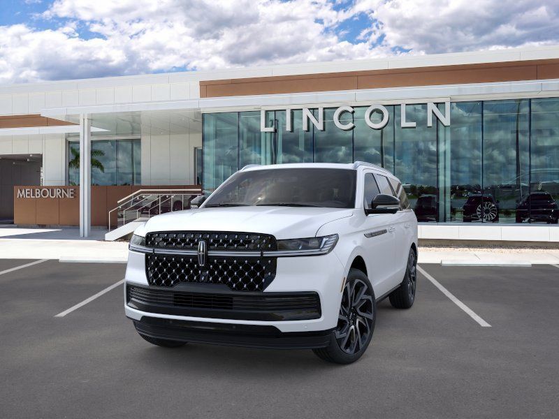 New 2026 Lincoln Navigator Black Label AWD/4WD image 2