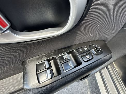 Used 2018 Kia Soul FWD image 13