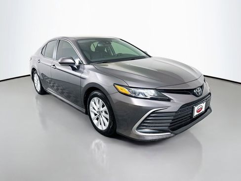 Certified 2024 Toyota Camry LE w/ Convenience Package image 3