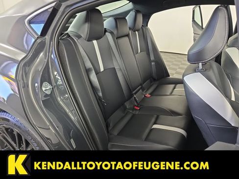 Used 2025 Toyota Camry SE FWD image 25