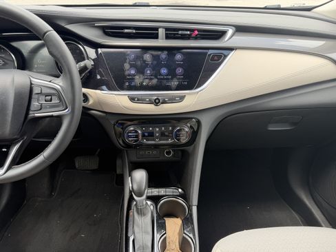 Used 2023 Buick Encore GX Select FWD image 19