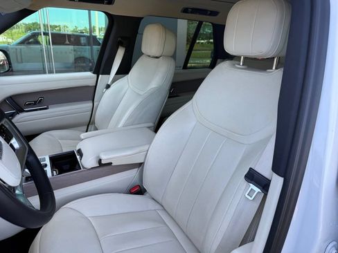 Used 2023 Land Rover Range Rover SE AWD/4WD image 6