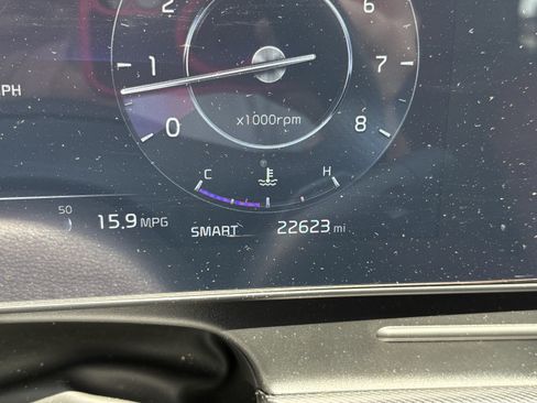 Used 2025 Kia Sportage SX FWD image 12