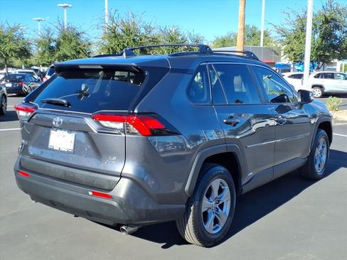 Certified 2025 Toyota RAV4 LE image 8