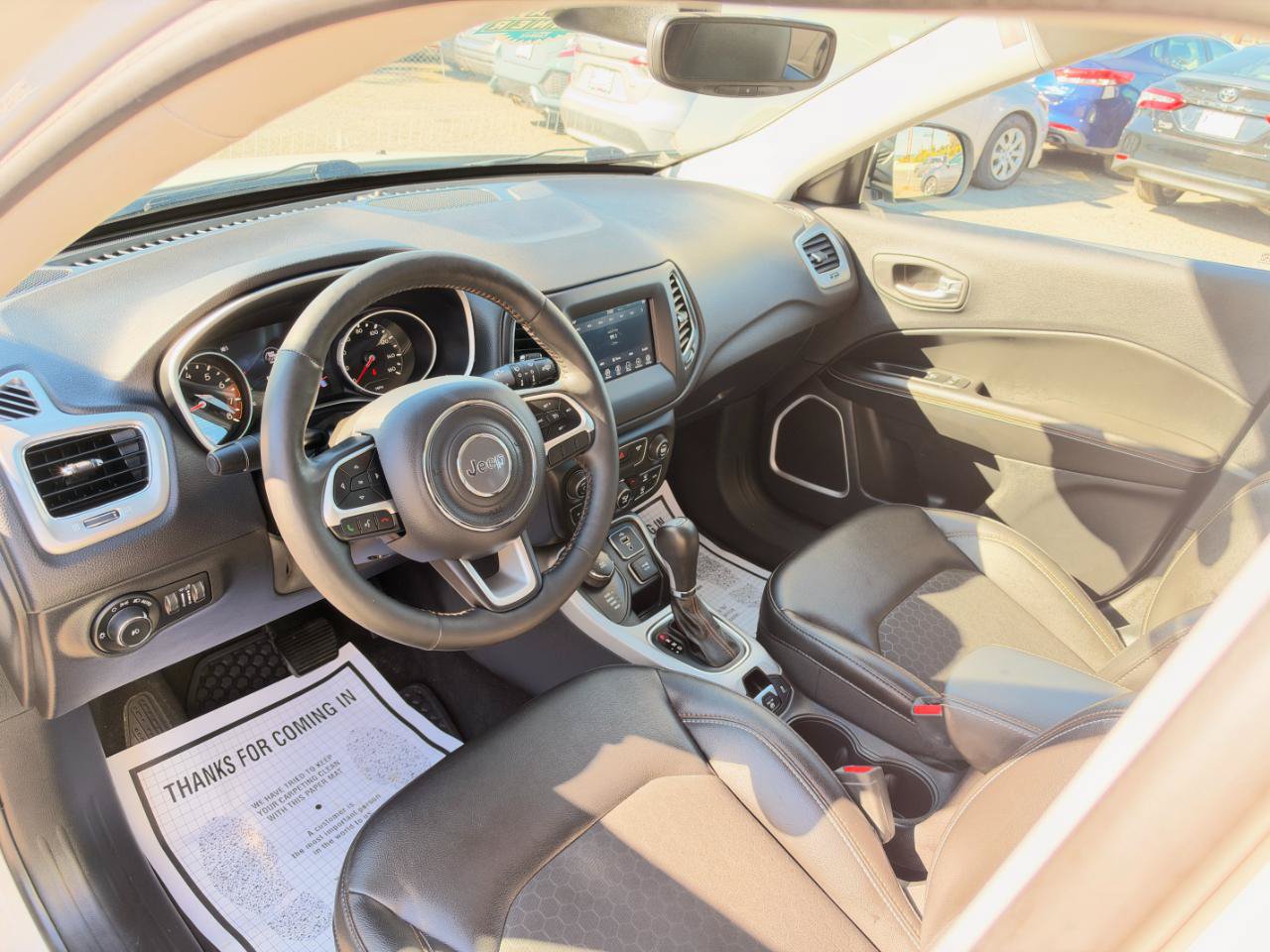 Used 2018 Jeep Compass Latitude w/ Popular Equipment Group AWD/4WD image 11