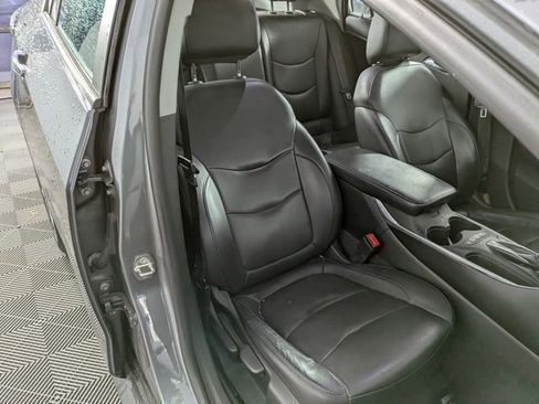 Used 2018 Chevrolet Volt Premier w/ Driver Confidence Package image 20