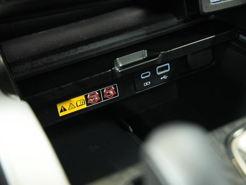 Used 2025 Lexus RX 350h AWD/4WD image 43