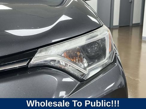 Used 2016 Toyota RAV4 XLE w/ Convenience Package AWD/4WD image 9
