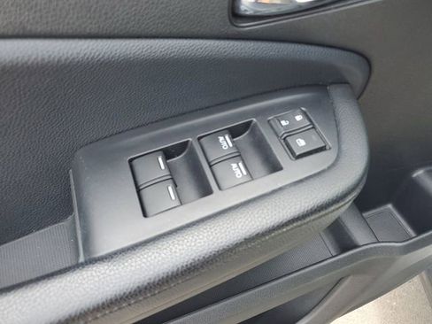Used 2018 Honda Pilot Touring image 21