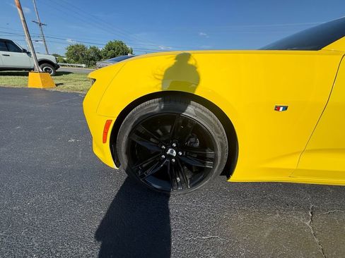 Used 2018 Chevrolet Camaro LT w/ RS Package RWD image 10