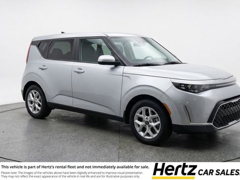 Used 2025 Kia Soul LX w/ LX Technology Package image 1