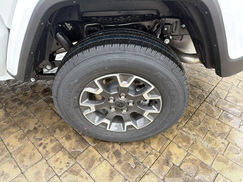 New 2026 Jeep Gladiator Sport image 11