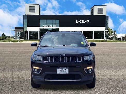 Used 2018 Jeep Compass Limited w/ Navigation Group AWD/4WD image 3