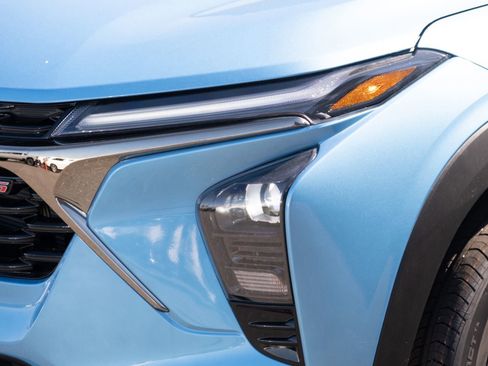 New 2026 Chevrolet Trax RS w/ Sunroof Package FWD image 20