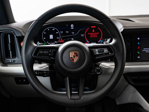 New 2026 Porsche Cayenne AWD/4WD image 40