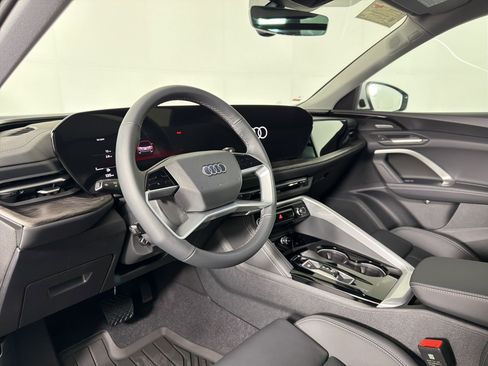 New 2025 Audi Q5 Premium Plus image 3
