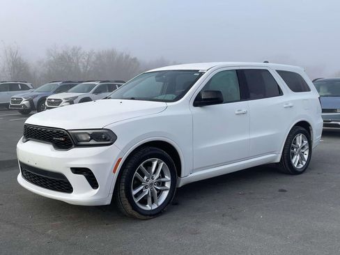 Used 2023 Dodge Durango GT image 23