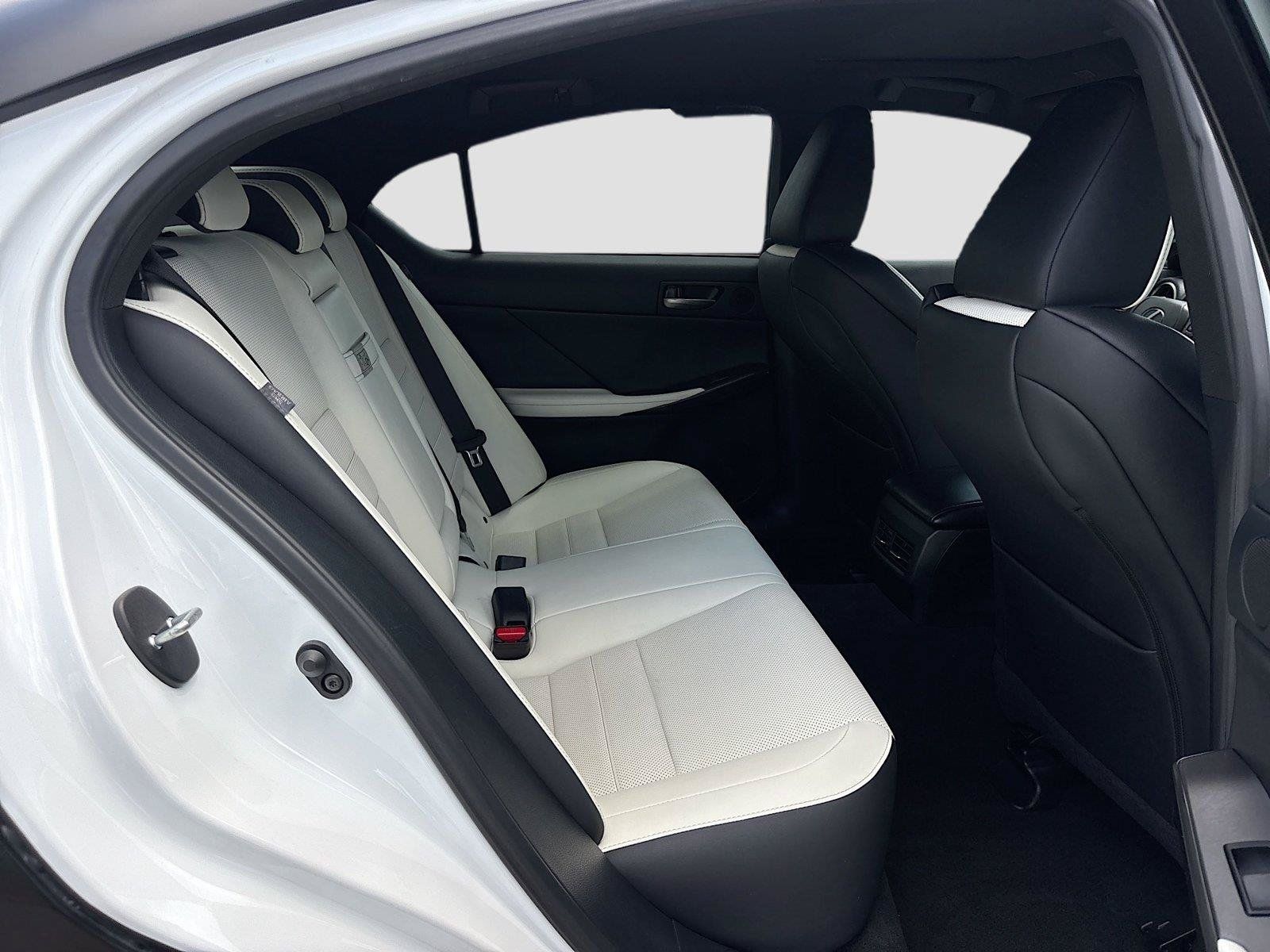 Used 2022 Lexus IS 350 F Sport RWD image 28