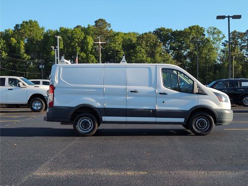 Used 2017 Ford Transit 250 130 Low Roof RWD image 9