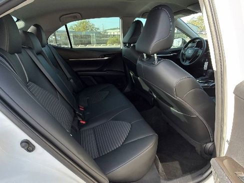 Certified 2023 Toyota Camry SE image 38