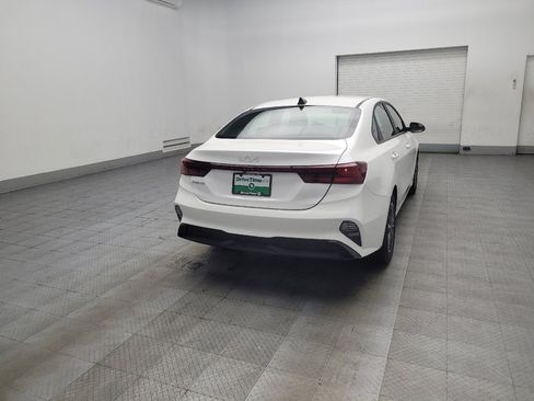 Used 2024 Kia Forte LXS image 9