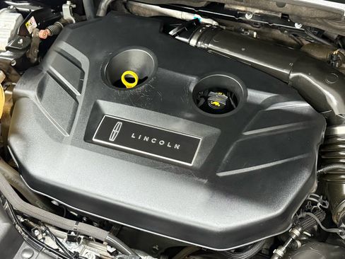 Used 2019 Lincoln MKC Premiere image 57