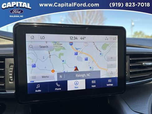 New 2024 Ford Explorer XLT w/ Equipment Group 202A image 32