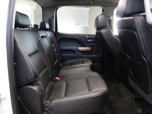 Used 2015 Chevrolet Silverado 2500 LTZ w/ LTZ Plus Package image 24