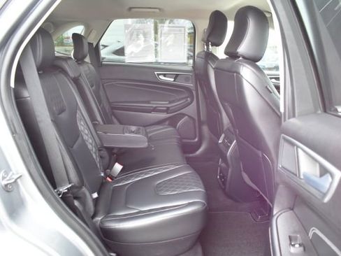 Used 2024 Ford Edge Titanium AWD/4WD image 44