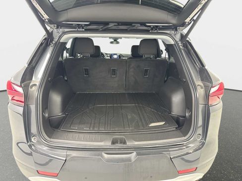 Used 2022 Chevrolet Blazer LT FWD image 19