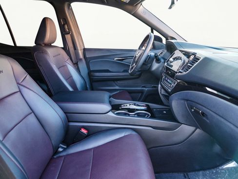 Used 2024 Honda Ridgeline Black Edition image 21