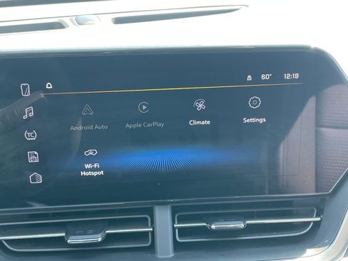 Used 2025 Chevrolet Trax LT image 20