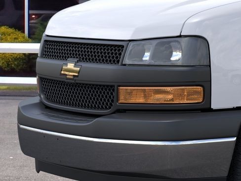 New 2025 Chevrolet Express 2500 w/ Driver Convenience Package RWD image 37