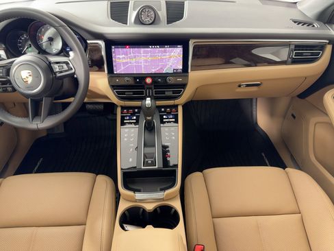 Certified 2026 Porsche Macan S AWD/4WD image 28