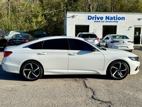 Used 2021 Honda Accord Sport image 4