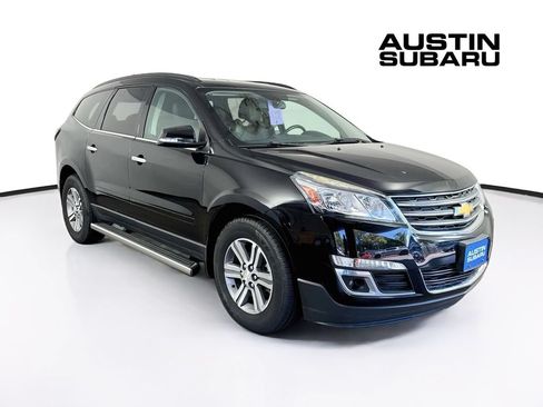Used 2016 Chevrolet Traverse LT FWD image 1