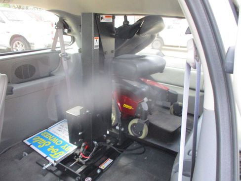 Used 2007 Dodge Grand Caravan SE w/ Popular Equipment Group I FWD image 18