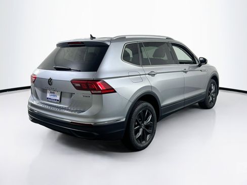 Used 2022 Volkswagen Tiguan SE image 5
