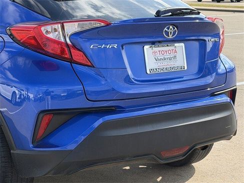 Used 2021 Toyota C-HR Limited image 6