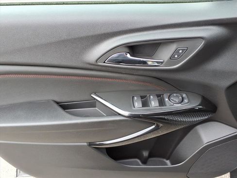 New 2026 Chevrolet Trax RS w/ Driver Confidence Package image 10