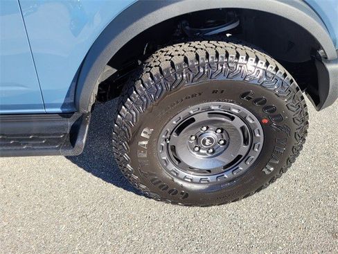 New 2025 Ford Bronco Outer Banks w/ Sasquatch Package image 46