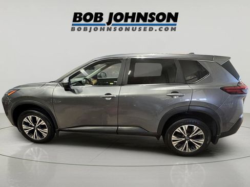 Used 2023 Nissan Rogue SV image 6