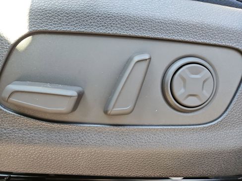 New 2026 Kia Carnival SX Prestige image 21