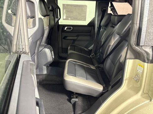 New 2026 Ford Bronco Outer Banks AWD/4WD image 31